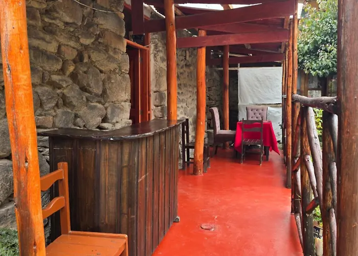 Apu Ayacco Hotel *