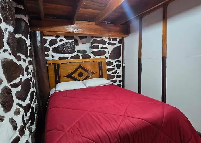 Apu Ayacco Hotel